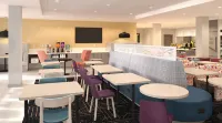 Home2 Suites by Hilton Peoria North Phoenix - breakfast
