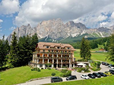 Boutique Hotel Villa Blu Cortina d'Ampezzo