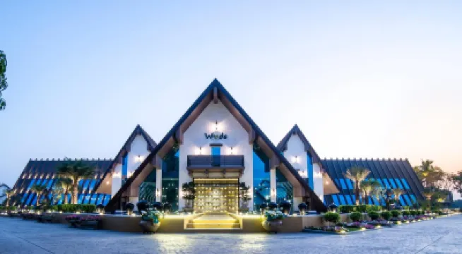 Woods the Clubhouse - Mangalyam Meadows Hotels near BAPS Shree Swaminarayan Mandir