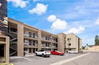Hotel Milagro - Parking