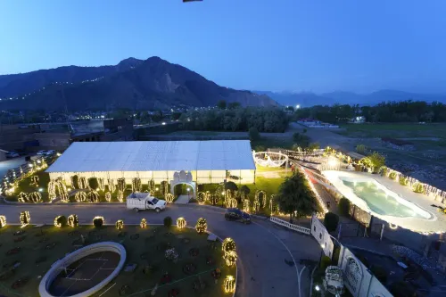 The Countryside Resorts - piscina