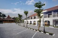 The Amrta Borobudur - parking