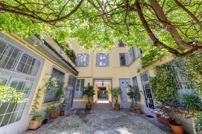 Duomo Smart Suites Hotels in Milan City Centre