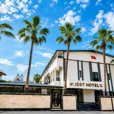 Jest Hotel Hotel berhampiran Marina Kemer