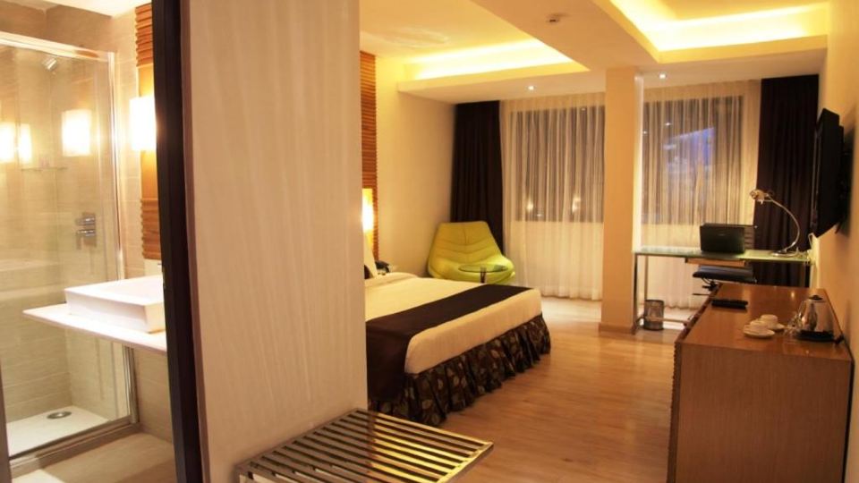 The Purple Leaf Hotels
