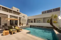 Atlantis Hotel - 2-Star