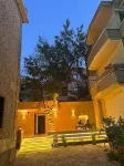 Royal Pyramids Inn - Inns