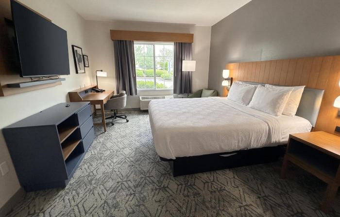 Country Inn & Suites by Radisson, Lima, Oh
