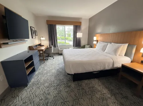 Country Inn & Suites by Radisson, Lima, Oh - 2-Star