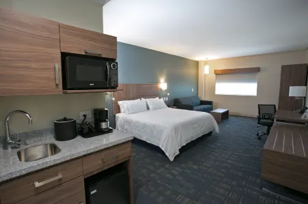 Holiday Inn Express & Suites Mexicali