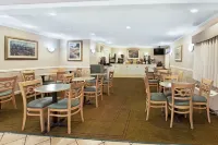 La Quinta Inn by Wyndham Detroit Canton Hotels in Canton