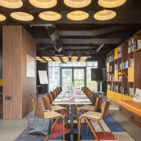 Moxy Paris Clamart