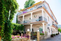 Hotel Karagianni - Airport Shuttle