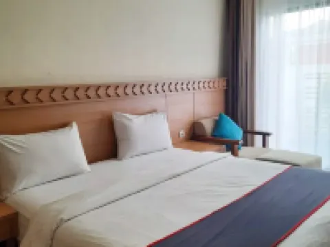 Villa Ubud Anyer - Villa Mungil 2 Br Hoteles en Anyar