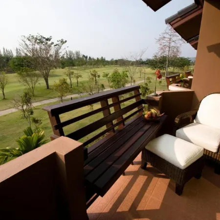 Mae Jo Golf Resort & Spa