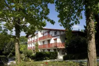 Hotel Argi Eder Các khách sạn ở Cambo-les-Bains