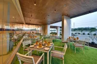 Click Hotel Pithampur