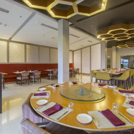 Hotel Naveen Lakeside