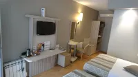 Kyriad Toulouse Sud - Roques Hotels in Cugnaux