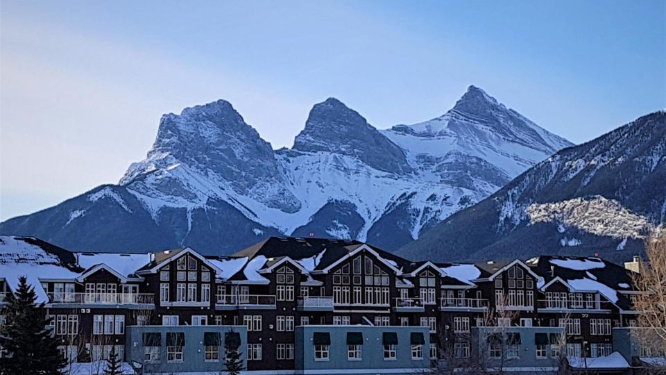 Sunset Resorts Canmore and Spa