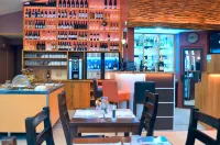 FH Confort Hotel Orléans Co'Met