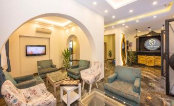 Legend Tulip Hotel