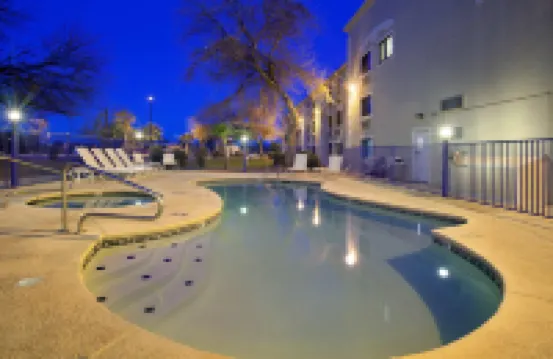 Holiday Inn Express TUCSON-AIRPORT by IHG