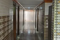 C M Hotel 다르마퓨리 호텔