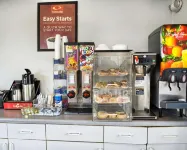 Econo Lodge - breakfast