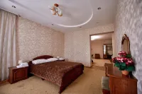 Grand Hotel