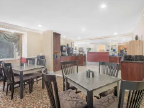 Sleep Inn Hotels in Summit Township