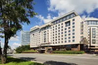 Arbat Stars Hotel and Apartments (ex Marriott Novy Arbat) Hotels near Khram 12 Apostolov V Khovrino