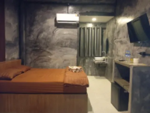 โรงแรมไดแอน