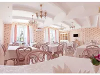 Bonzhur Hotels in Sukko