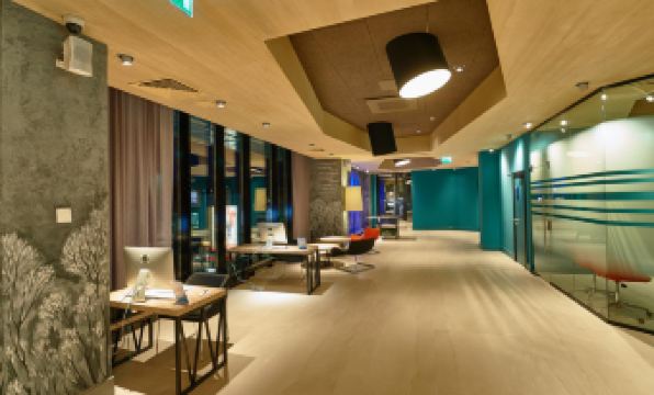 Novotel Krasnoyarsk Tsentr Hotel