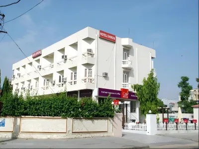 Hotel Shikha Jaipur City Centre Các khách sạn gần B M Birla Auditorium