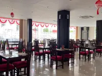 Sutan Raja Hotel & Convention Palu Hotel a Palu