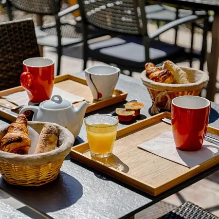 Hotel le Branhoc - Brit Hotel Auray