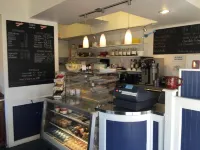 The Shores Inn - breakfast