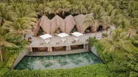 The Costis Phu Quoc - ที่มีสระว่ายน้ำ