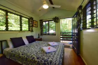 Thornton Beach Bungalows Daintree - balcony