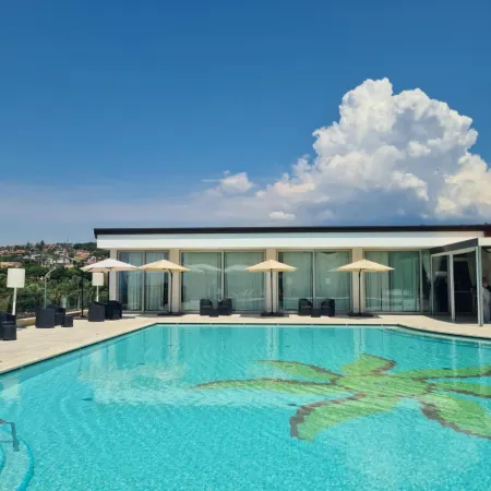4 Spa Resort Hotel