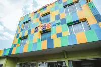 RedDoorz Premium at Hotel T-One Jambi - 2-Star