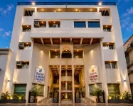 Ashish Palace - A City Centre Hotel - Kitchenette