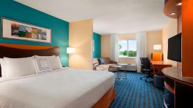 Fairfield Inn & Suites Lansing West