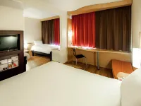 Ibis Vannes Hotels in Plescop