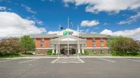 Holiday Inn Express & Suites Portland Hotel a Jay County