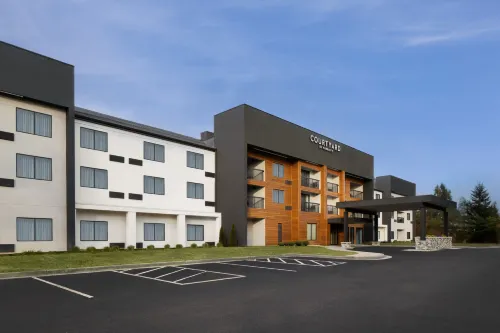 Courtyard Chesapeake Greenbrier