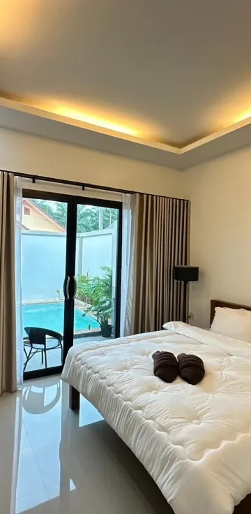 พูลวิลล่า