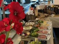 City Hotel - breakfast